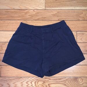 UNIQLO BLUE NAVY SHORTS SIZE 4